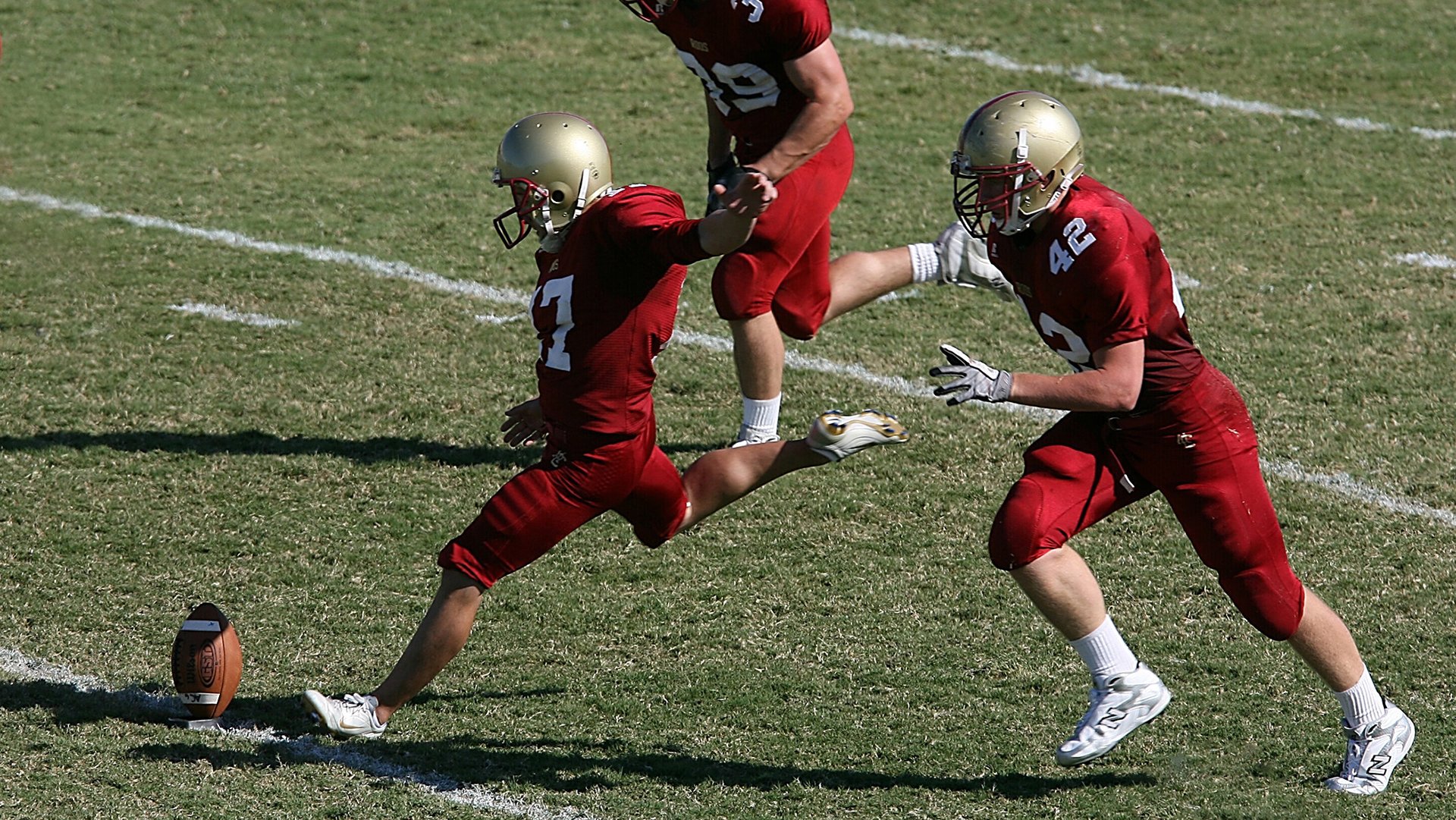 法甲VAR判罚系统加入语义不确定性自适应修正模块